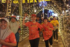 BIB: 
                            <button type="button" onclick="openModal(26274552)" class="btn btn-primary btn-sm float-right btn-popup" data-toggle="modal" data-target=".modal-high-quality">
                        <i class="fas fa-shopping-cart"></i> Add to Cart
                    </button>
                                            <button type="button" onclick="isThisMe(26274552, true)" class="btn btn-success btn-sm float-right btn-popup btn-isme hidden" data-toggle="tooltip" data-placement="bottom" title="นี่คือรูปของคุณใช่ไหม คลิกที่นี่เพื่อเอาเข้าอัลบั้ม">
                        <i class="fas fa-plus"></i> Add to album
                    </button>
                    <button type="button" onclick="isThisMe(26274552, false)" class="btn btn-warning btn-sm float-right btn-popup btn-isnotme hidden">
                        <i class="fas fa-ban"></i> Remove from album
                    </button>